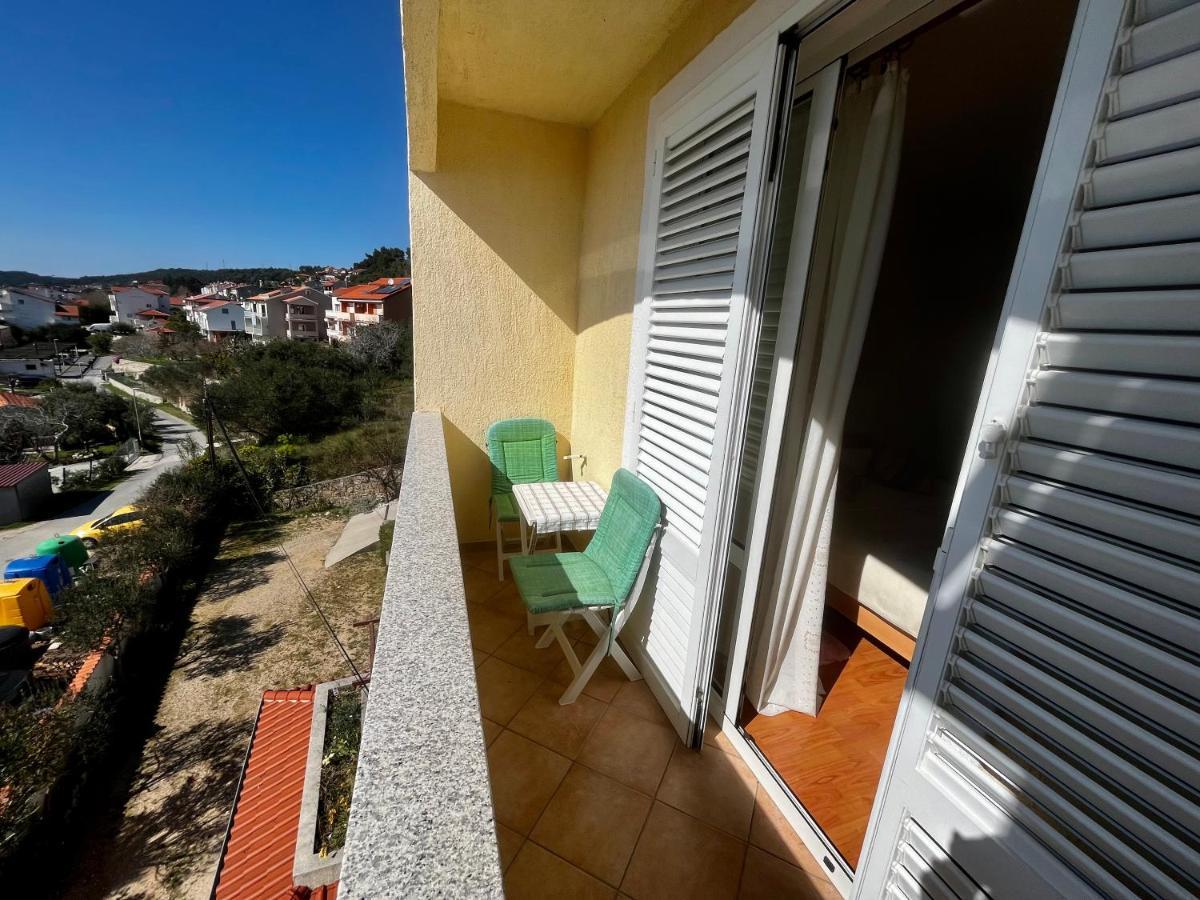 Apartments Maricic Банёл Экстерьер фото