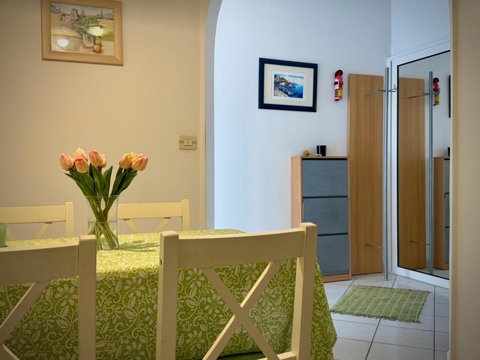 Apartments Maricic Банёл Экстерьер фото