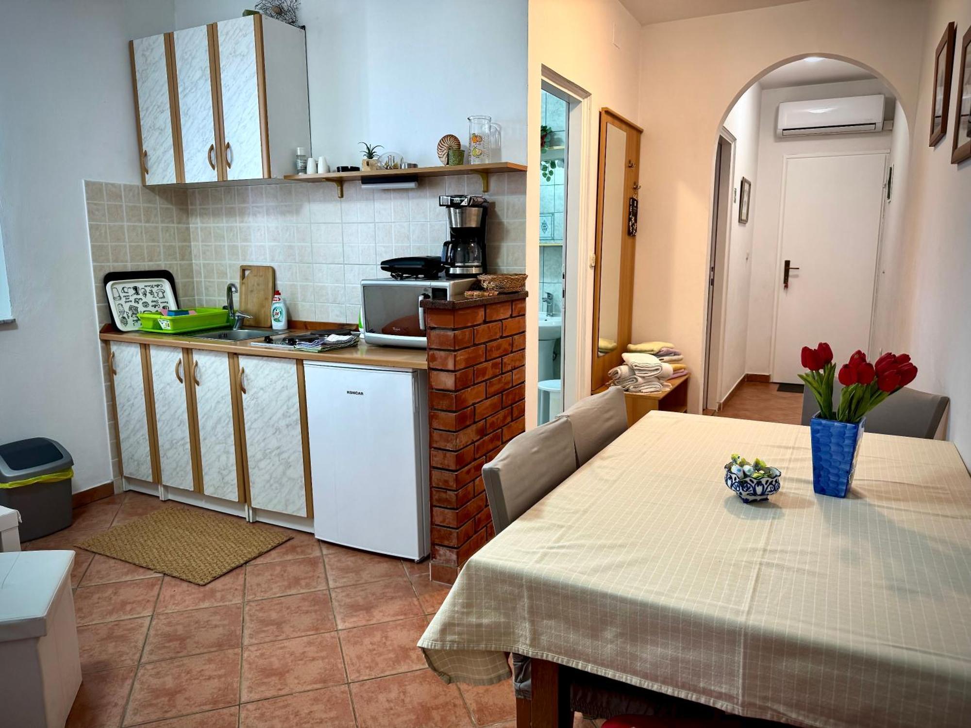 Apartments Maricic Банёл Экстерьер фото